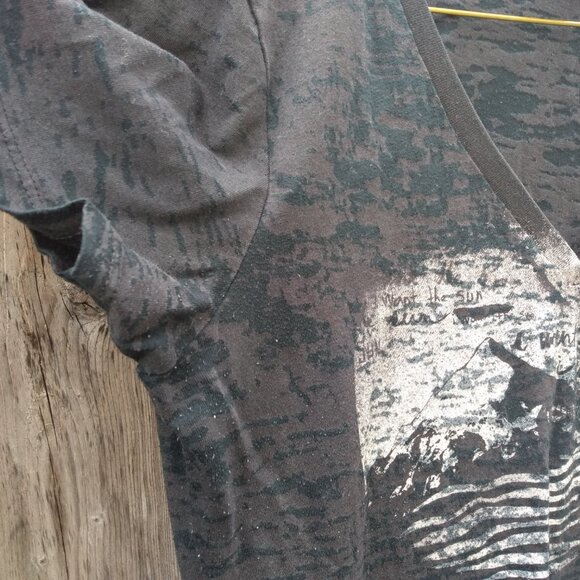 Vintage Roxy T-Shirt Y2K 2000s Sheer Burnout Graphic "I Want the Sun" V-Neck - Picture 6 of 11